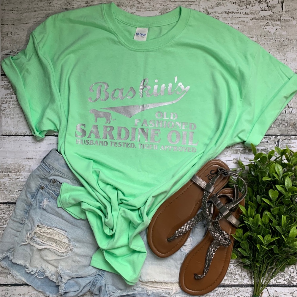 Baskin’s Sardine Oil Tiger King Green T Shirt Sz L